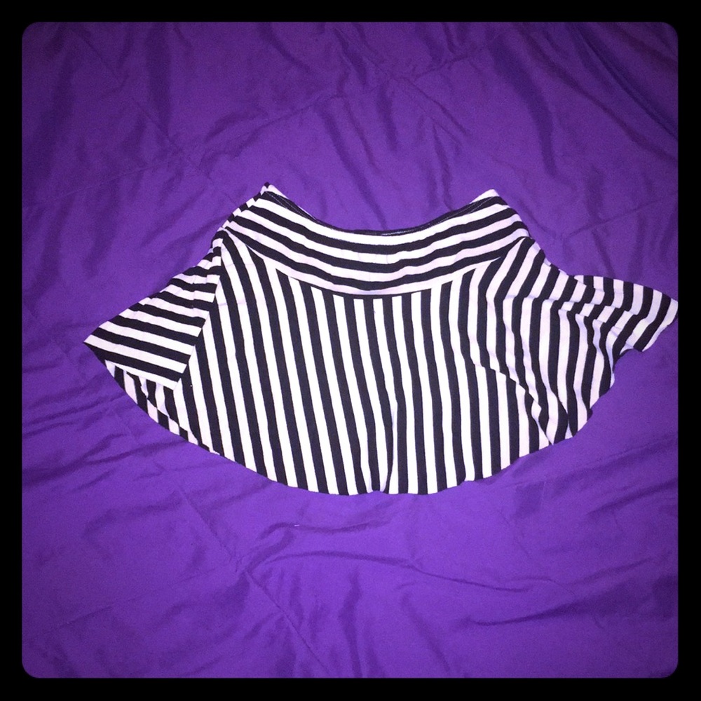 Black and white striped mini skirt